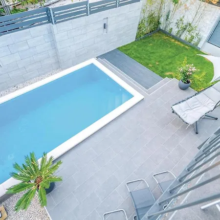One-bedroom In Apartament *