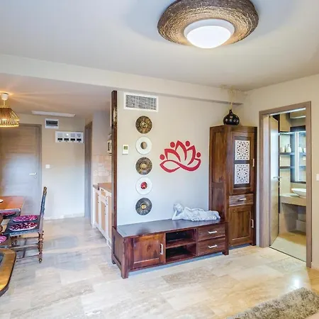 One-bedroom In Apartament *